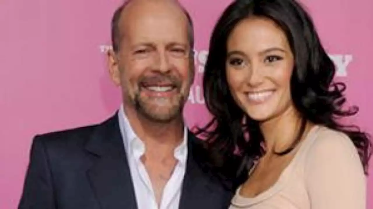 Bruce Willis dan Istri Perbaharui Janji Pernikahan, Janji Setia Sehidup Semati