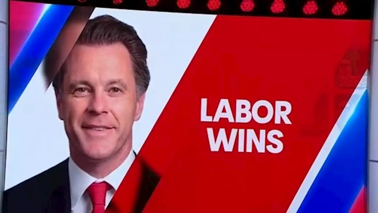 Labor cruises to election win, Perrottet out as Liberal leader