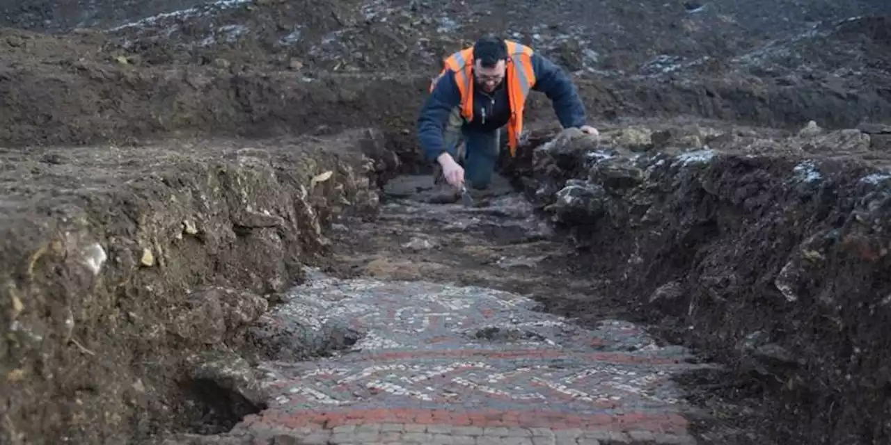 Descubren una villa romana en las obras de un supermercado en Inglaterra