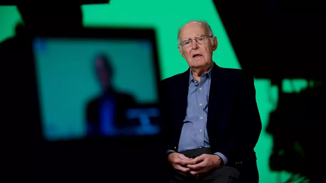 Intel co-founder Gordon Moore dies aged 94