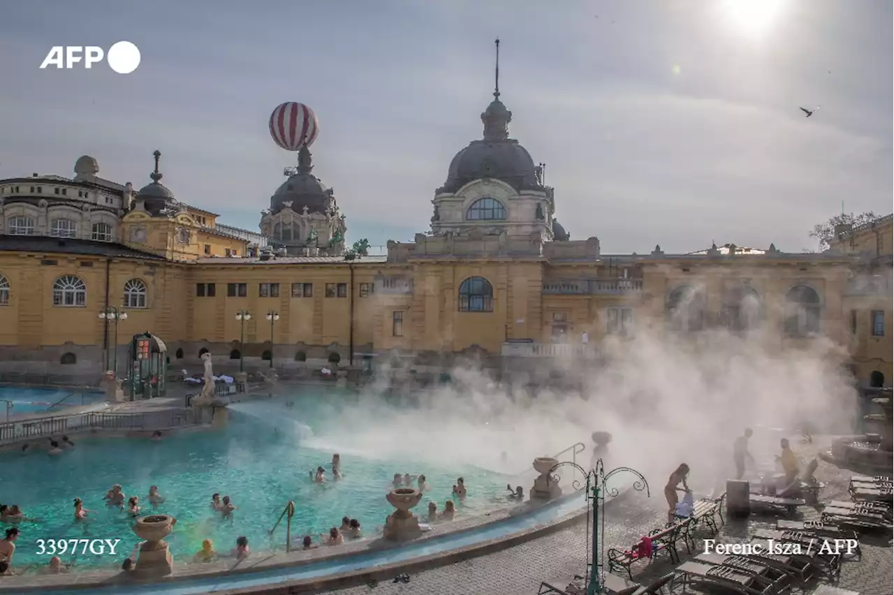 Douche froide pour les majestueux bains hongrois - Challenges