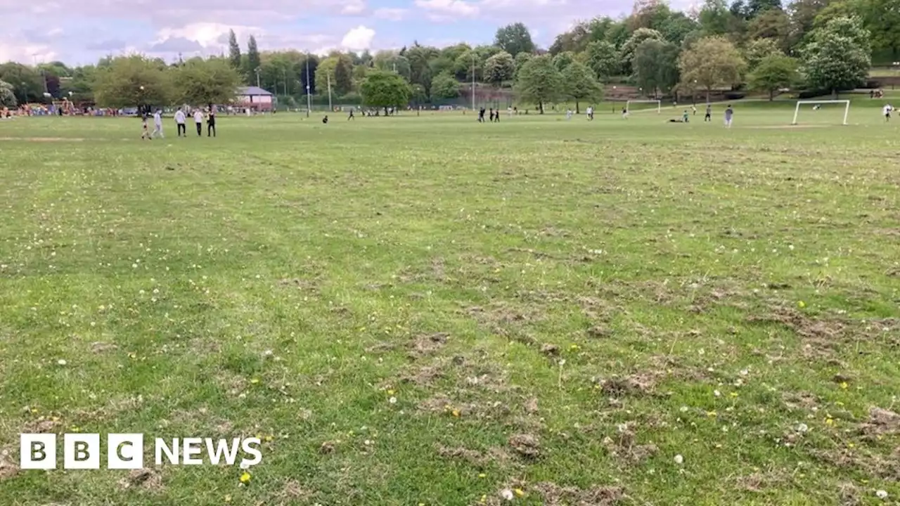 Samuel Akwasi: Boy, 13, died after Nottingham football match collapse