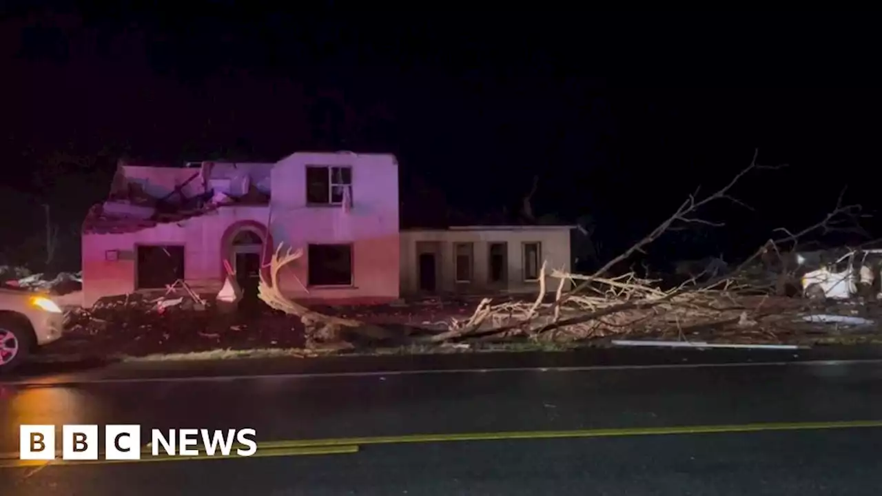 Tornadoes kill 19 and bring devastation to Mississippi