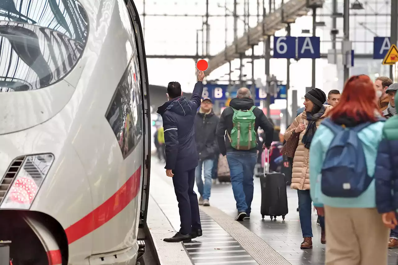 Warnstreik-Ticker: Deutsche Bahn erwartet volle Züge am Sonntag