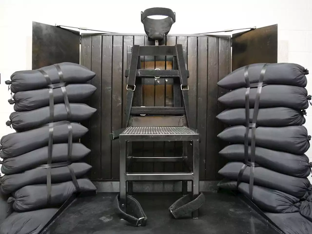 Why executions by firing squad may be coming back in the U.S.