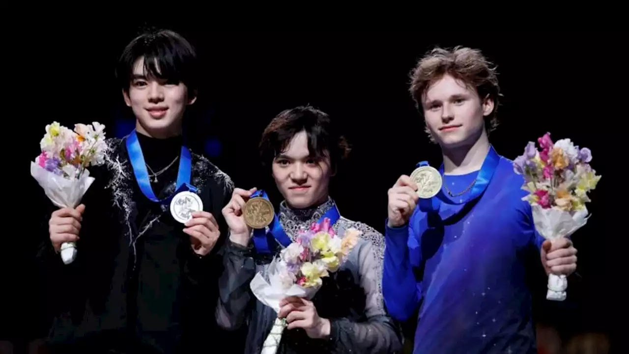 Figure skating-Japan's Uno delights home crowd to retain world title