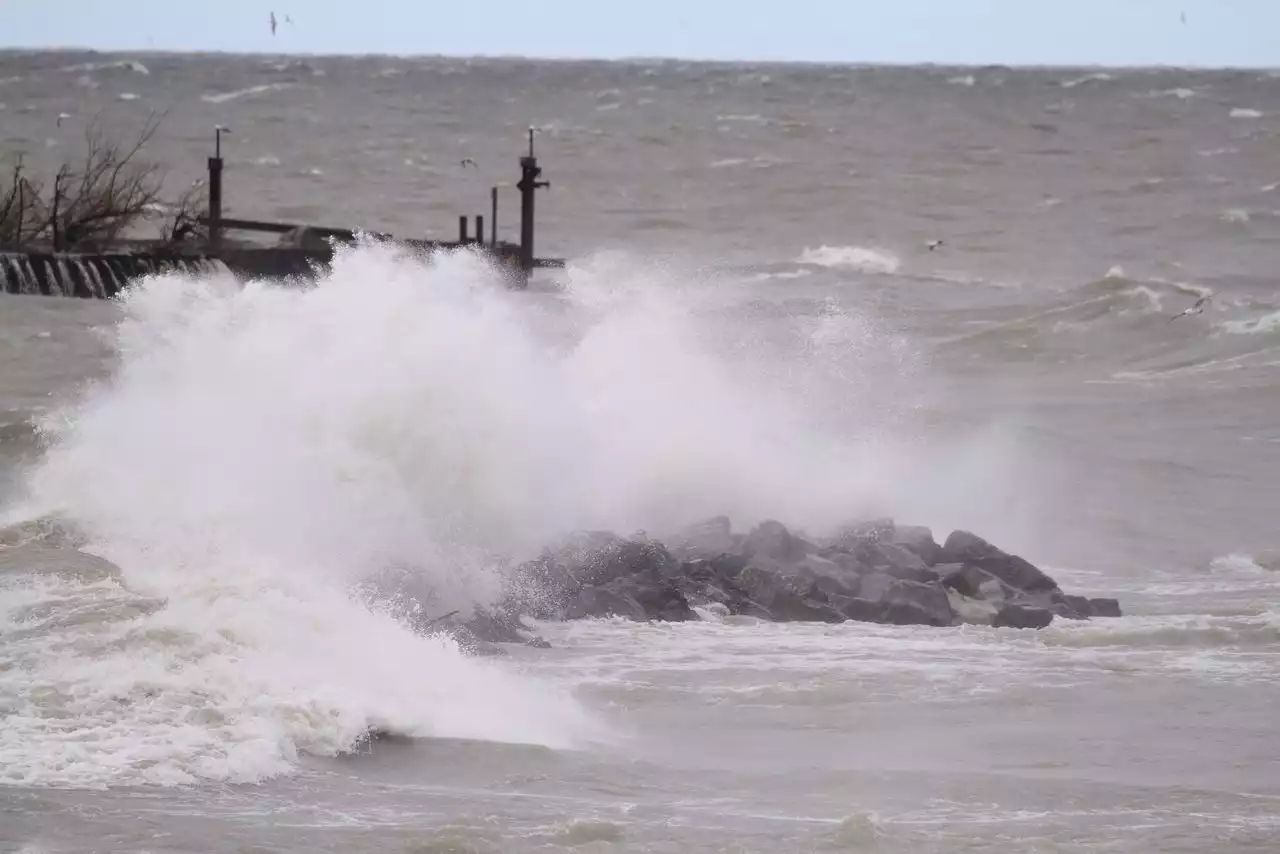 National Weather Service: High-wind warning issued for Cuyahoga, Ashtabula, Lake, Lorain counties Saturday afternoon through night