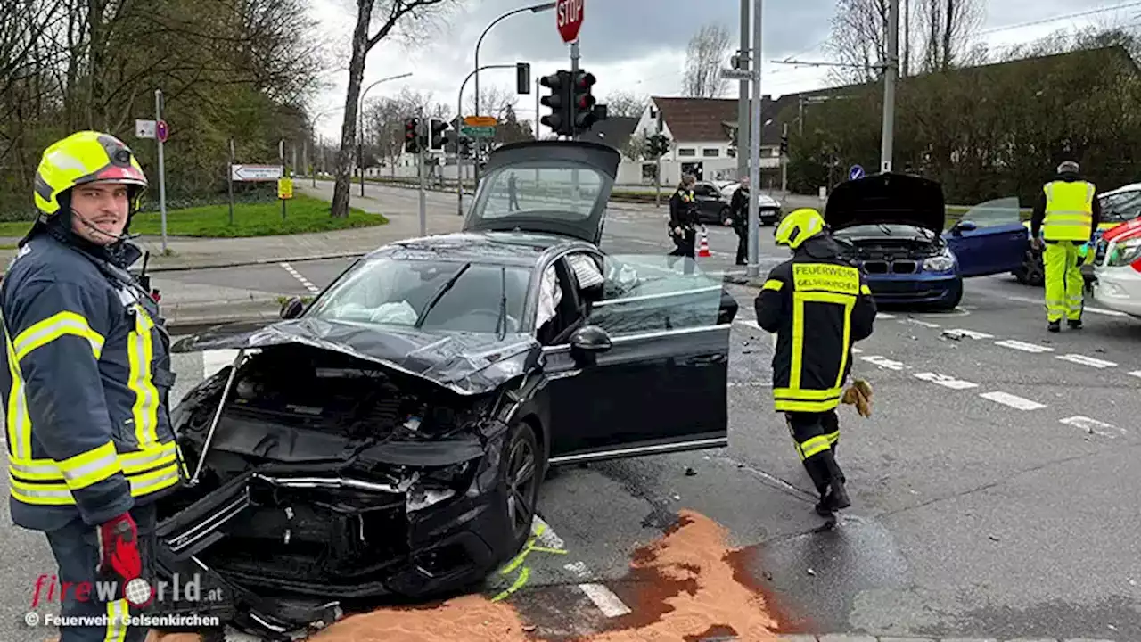 D: Verkehrsunfall auf Kreuzung in Gelsenkirchen fordert 5 verletzte Personen