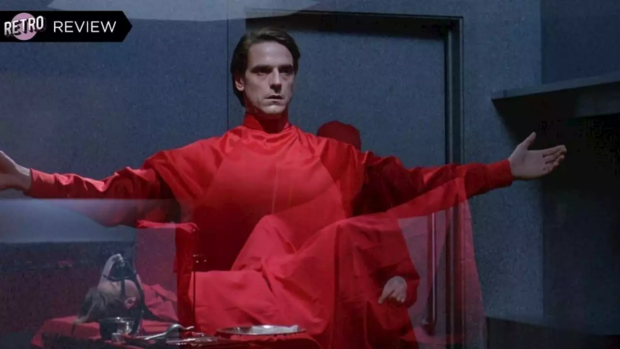 After 35 Years, Dead Ringers Is Still Packed With Uncomfortable Chills