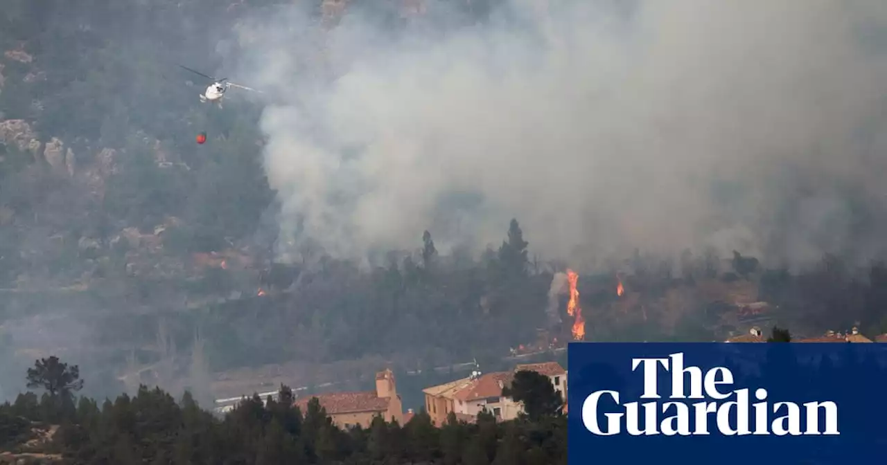 Early wildfire in Spain’s Valencia region forces 1,500 villagers to evacuate