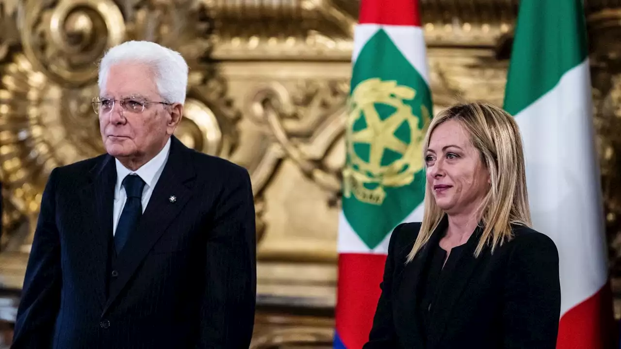 La stanga di Mattarella che tiene alla corda Meloni (di S. Folli)