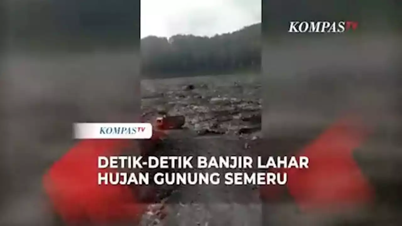 Video Amatir Kepanikan Warga saat Banjir Lahar Hujan Gunung Semeru Terjang Alat Berat