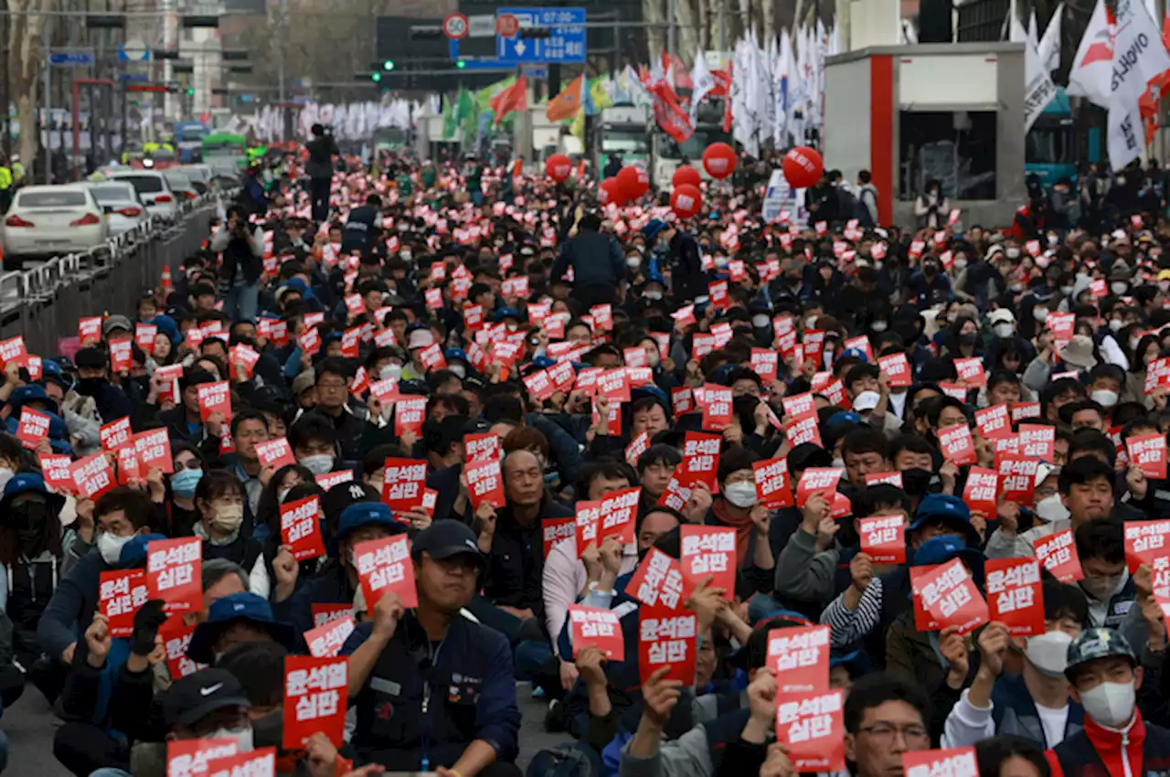 “윤석열 정부 ‘굴욕외교’·주 69시간 ‘노동개악’ 규탄”···주말 서울도심 대규모 집회