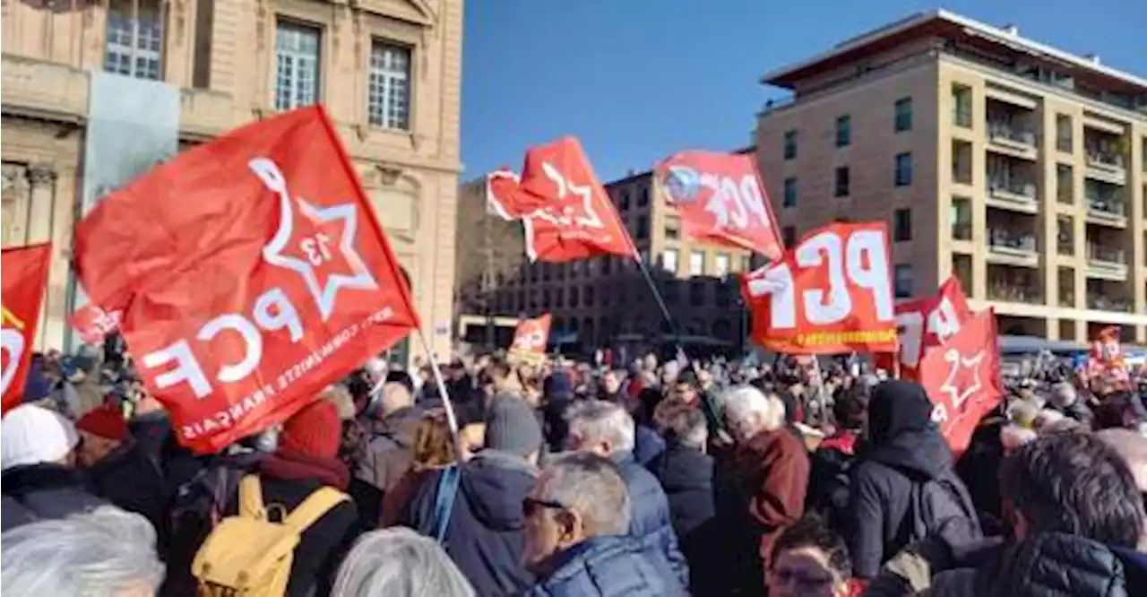 Dans la lutte, le Parti communiste tient congrès