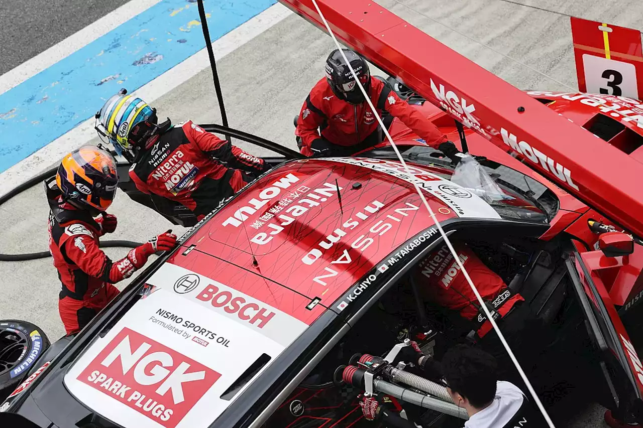 Nissan leads rain-soaked opening day of Fuji SUPER GT test