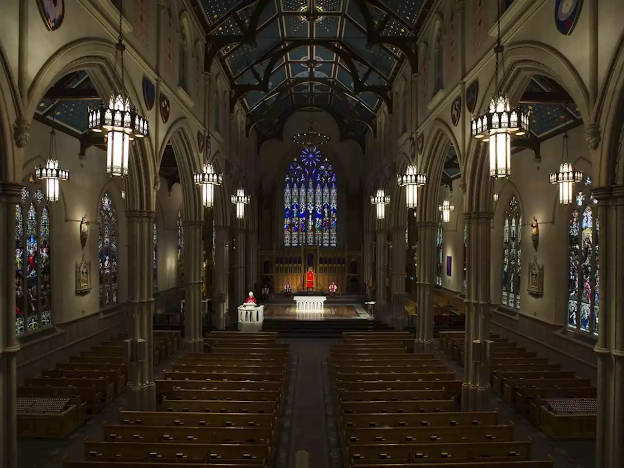 Hundreds expected to turn out to mass for new Toronto archibishop Frank Leo, picked by Pope