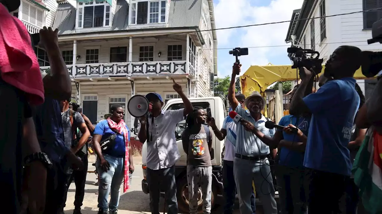 Eerste protest in Suriname sinds recente bestorming parlement