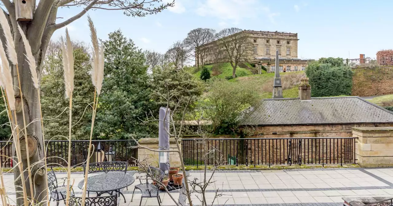 £375k city flat with beautiful garden and castle in its sight