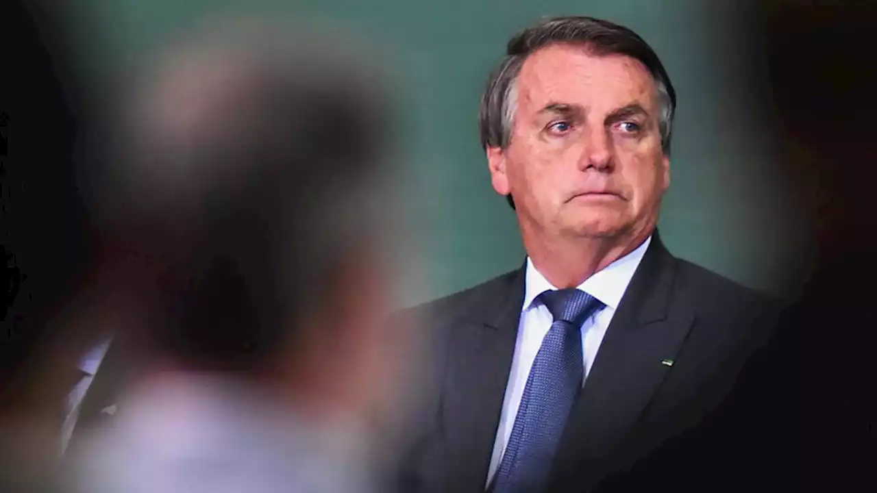 Bolsonaro dice que vuelve a Brasil | Aterrizaría en Brasilia el jueves próximo