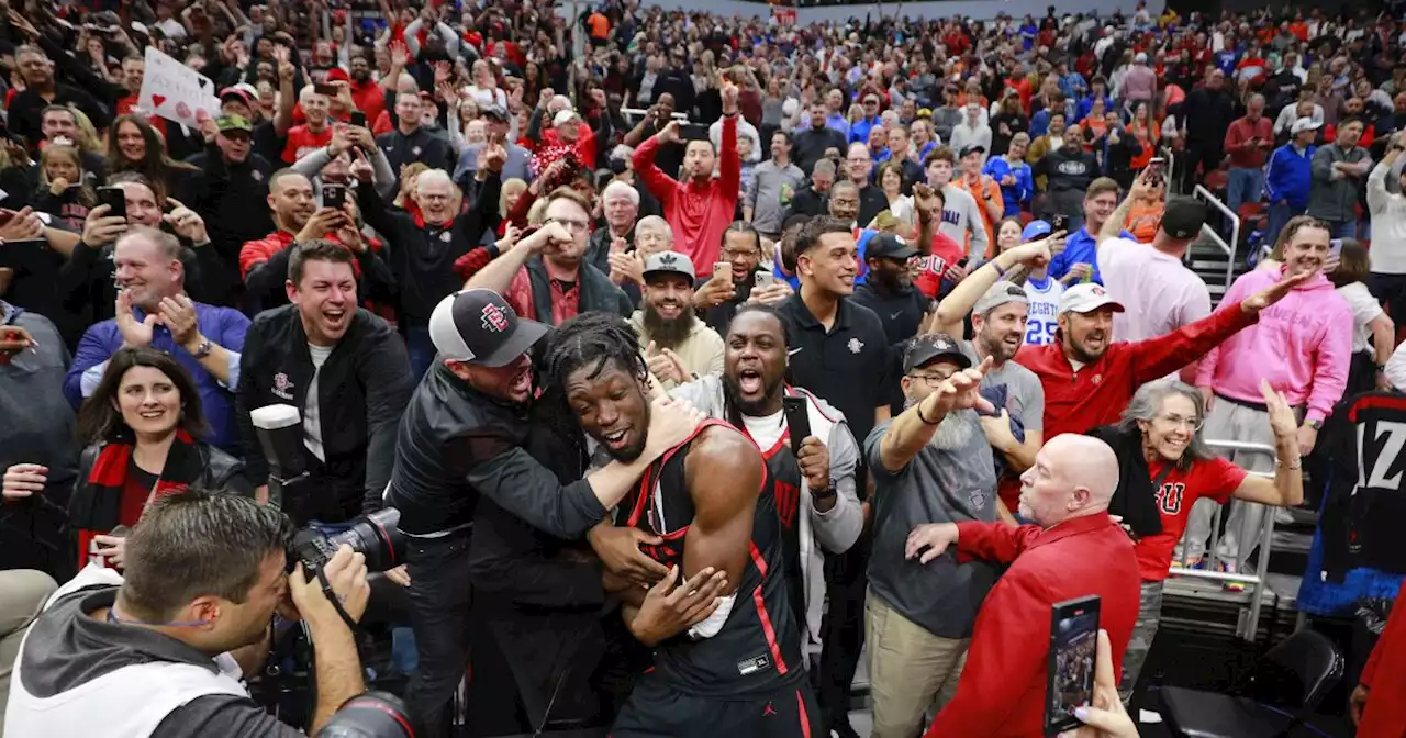 Photos: Aztecs topple Alabama, head to Elite Eight for first time in school history