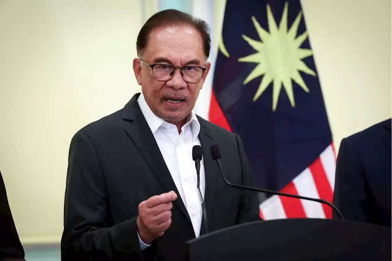 PM Anwar conveys 216th Police Day greetings