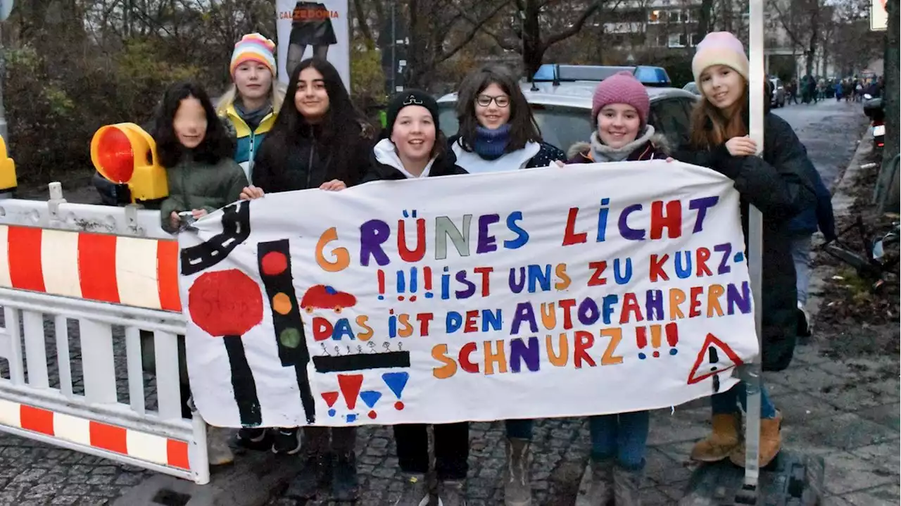 Elf Sekunden sind nicht genug: BVV beschließt längere Ampelphasen an der Berliner Dunant-Grundschule