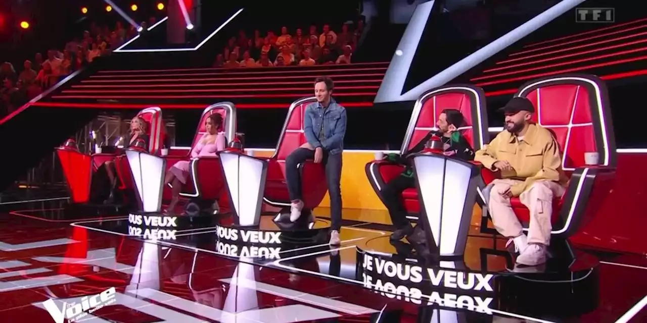 Pourquoi les coachs de The Voice 2023 portent-ils toujours les mêmes vêtements dans les auditions à l’aveugle ?