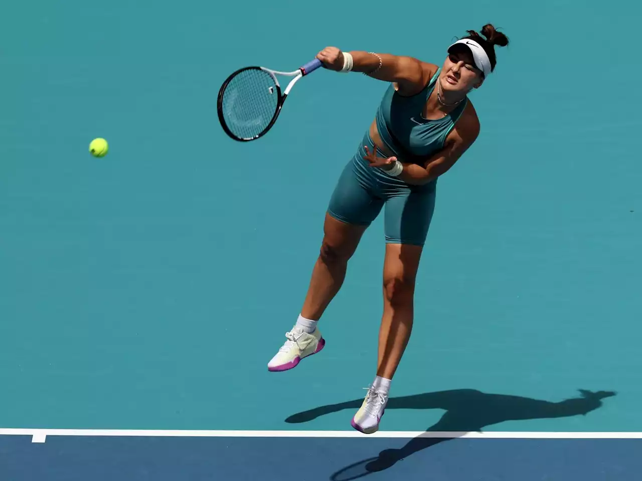 Andreescu stuns Sakkari to reach Miami Open third round, Rublev advances