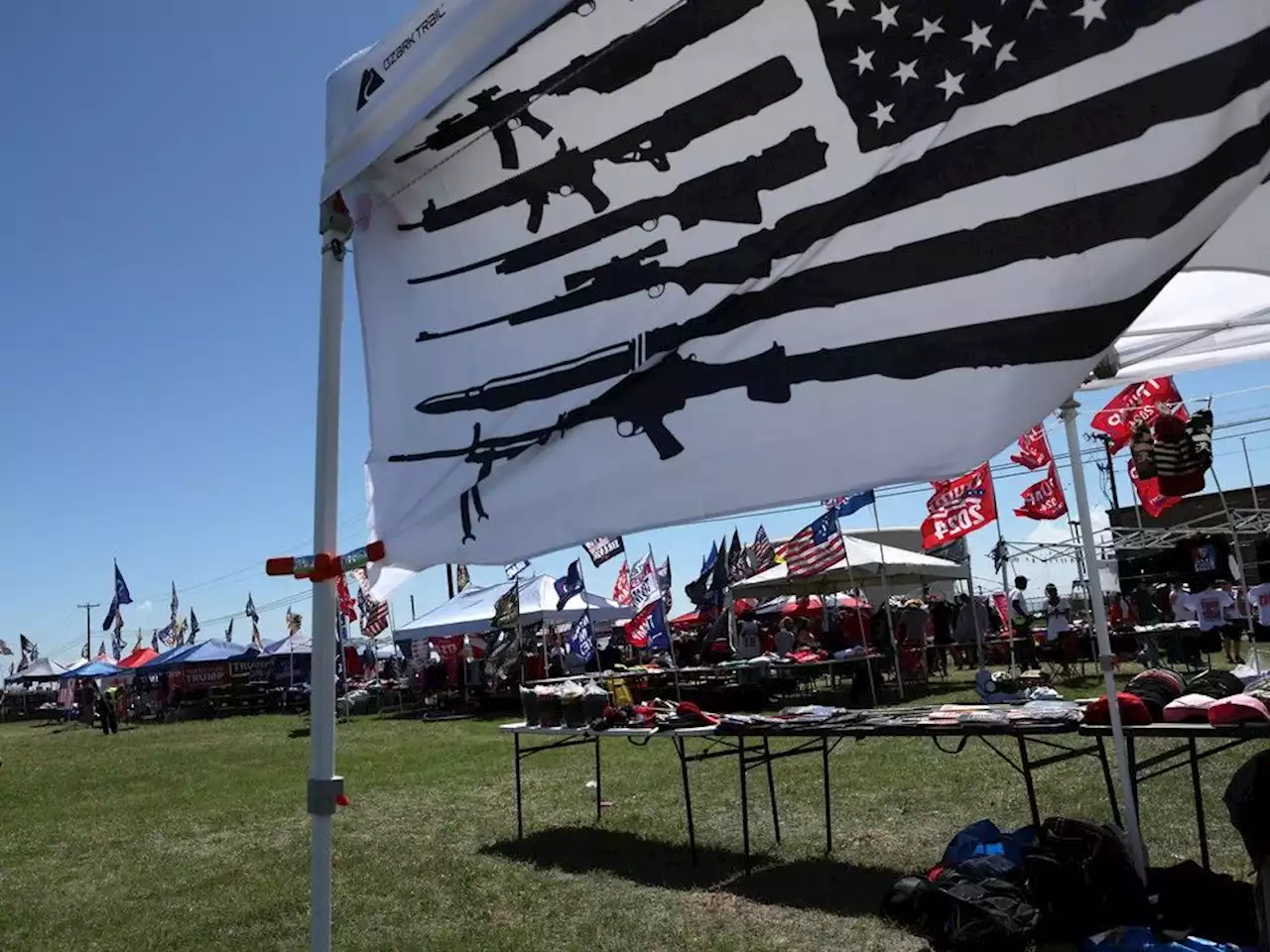 Donald Trump loyalists flock to Waco for election rally overshadowed by legal threats