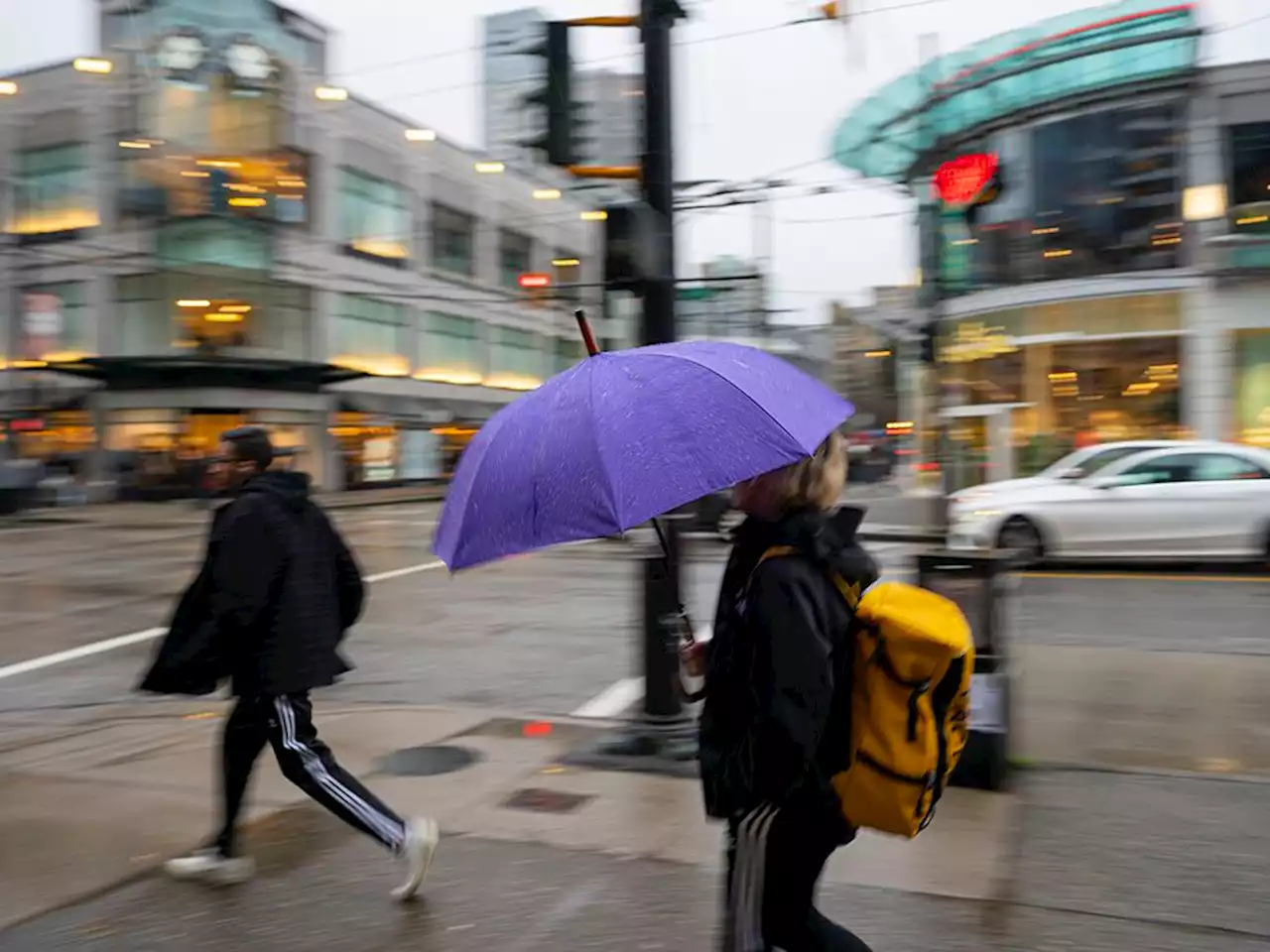 Vancouver Weather: Showers or snow flurries