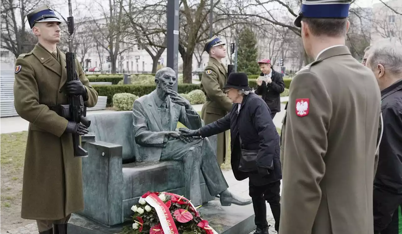 Poland honors citizens who helped Jews during Holocaust