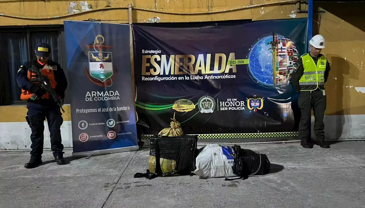 Armada incauta 65 kilos de cocaína en dos bultos que flotaban en el río Magdalena