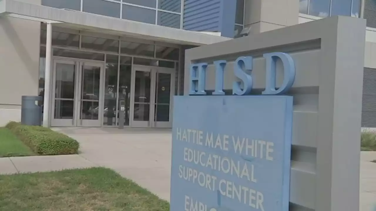 'There is not a lot of transparency': NAACP hosts community meeting on TEA takeover of Houston ISD