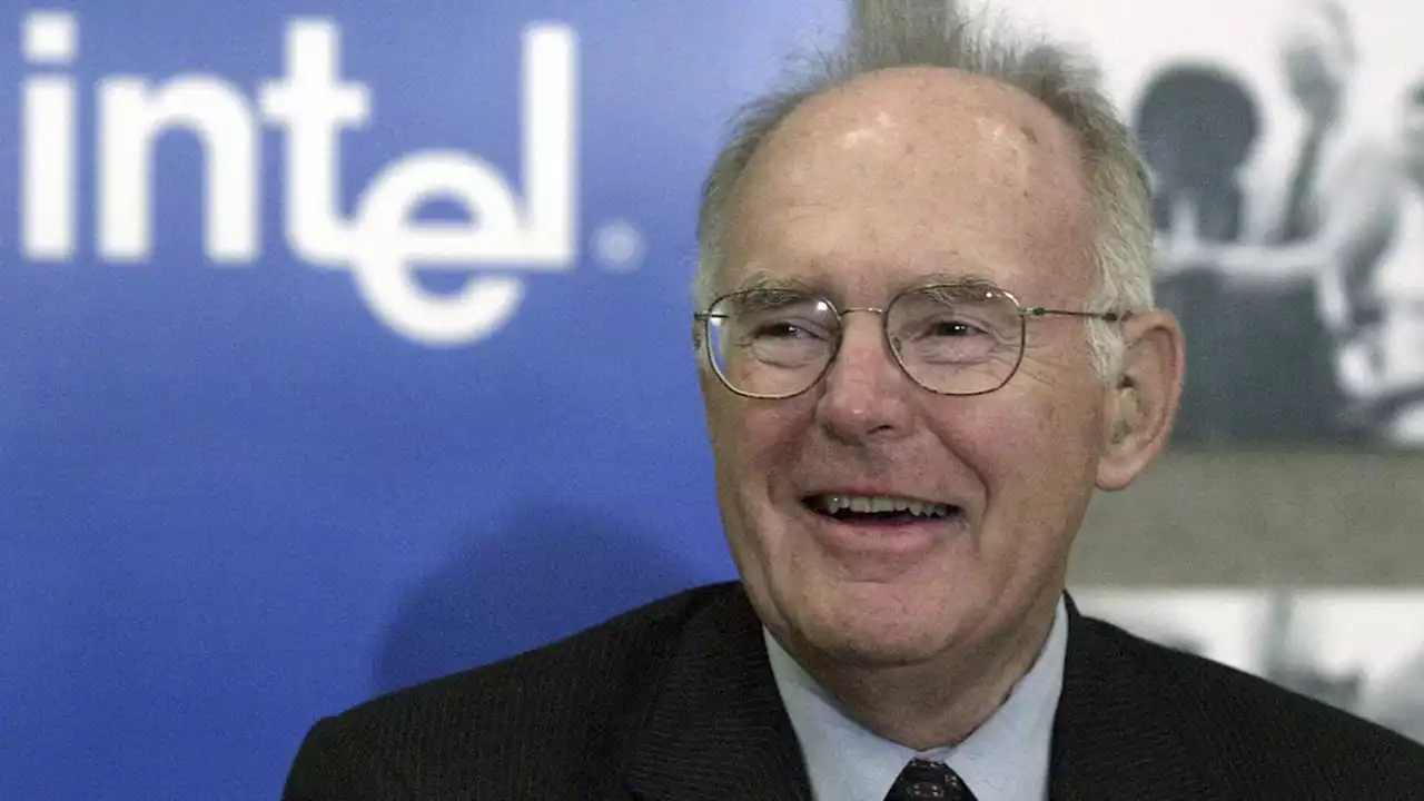 Gordon Moore, Bay Area native and co-founder of Intel, dies at 94