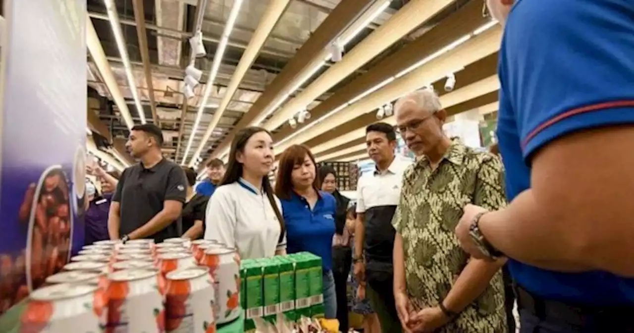 Free drinks and snacks for Muslims from 60 FairPrice outlets during Ramadan