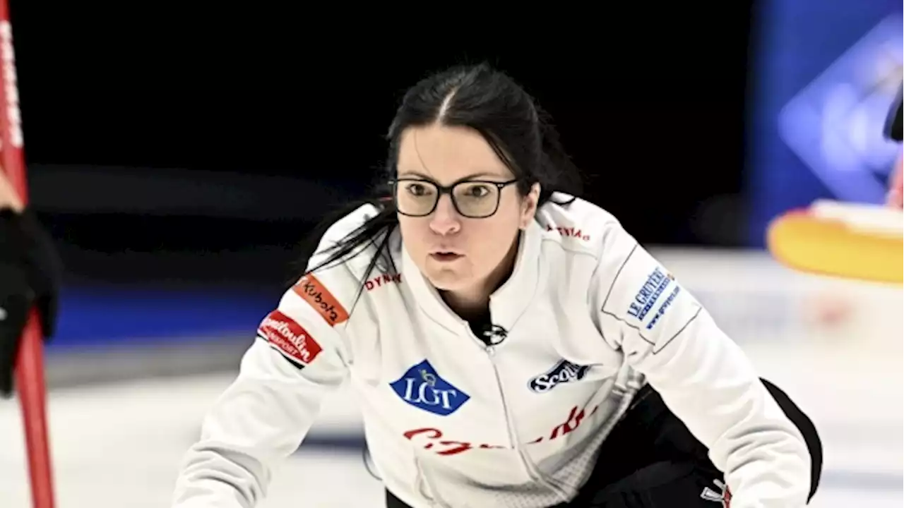 Canada's Einarson falls 8-5 to Norway in women's curling world championship semis