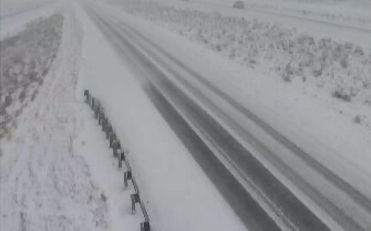 Eastbound lanes of I-76 shut down from Sterling to Nebraska