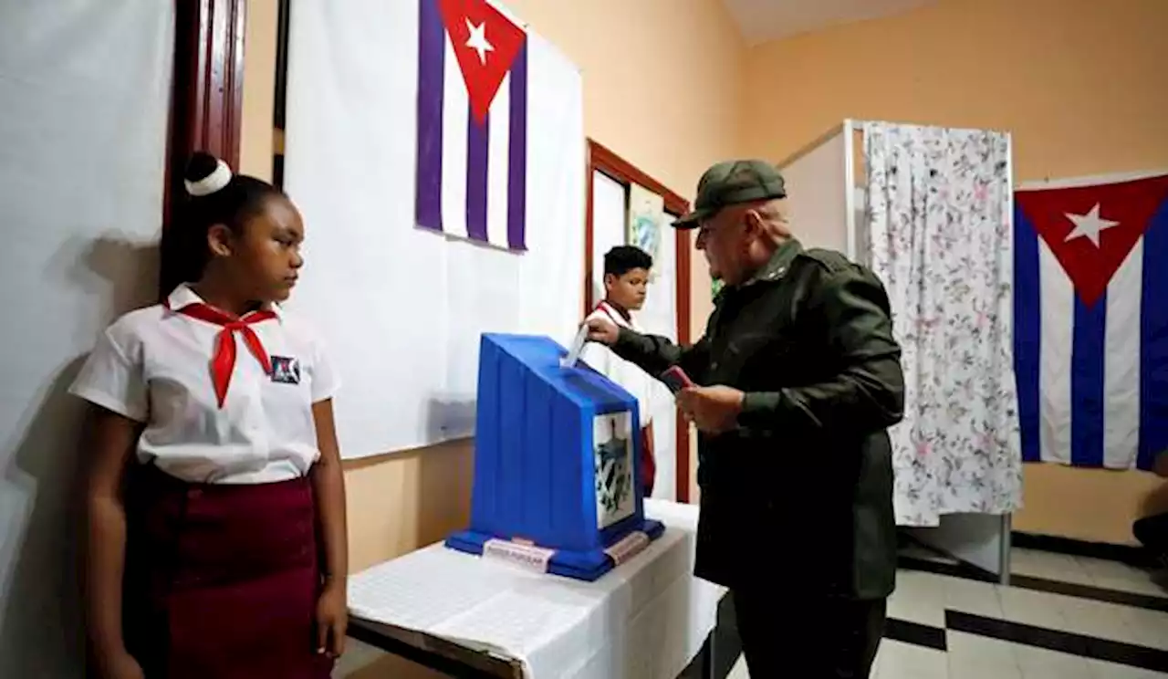 Los cubanos acuden a las urnas para renovar la Asamblea Nacional