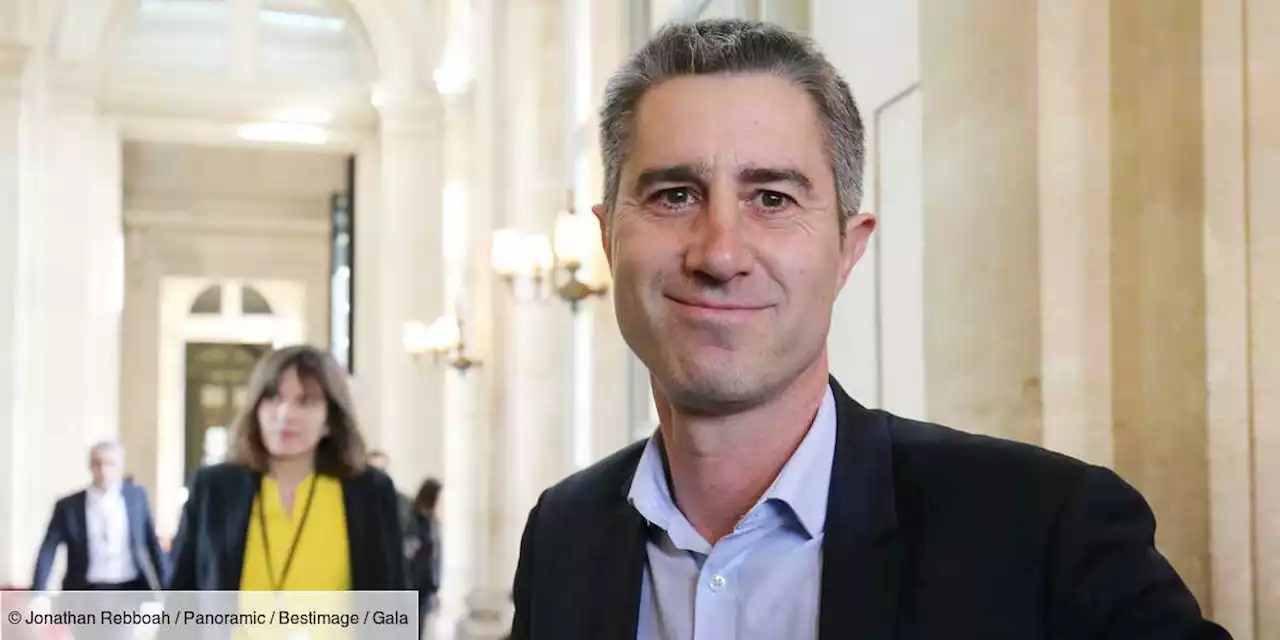 “Sifflets, casseroles, vuvuzelas… François Ruffin appelle les Français à se mettre à leurs fenêtres ! - Gala