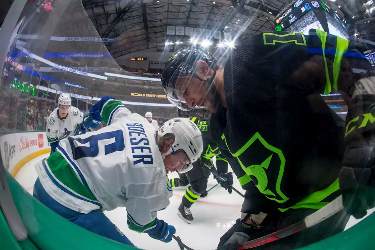 Brock Boeser helps Vancouver Canucks top Dallas Stars 3-1