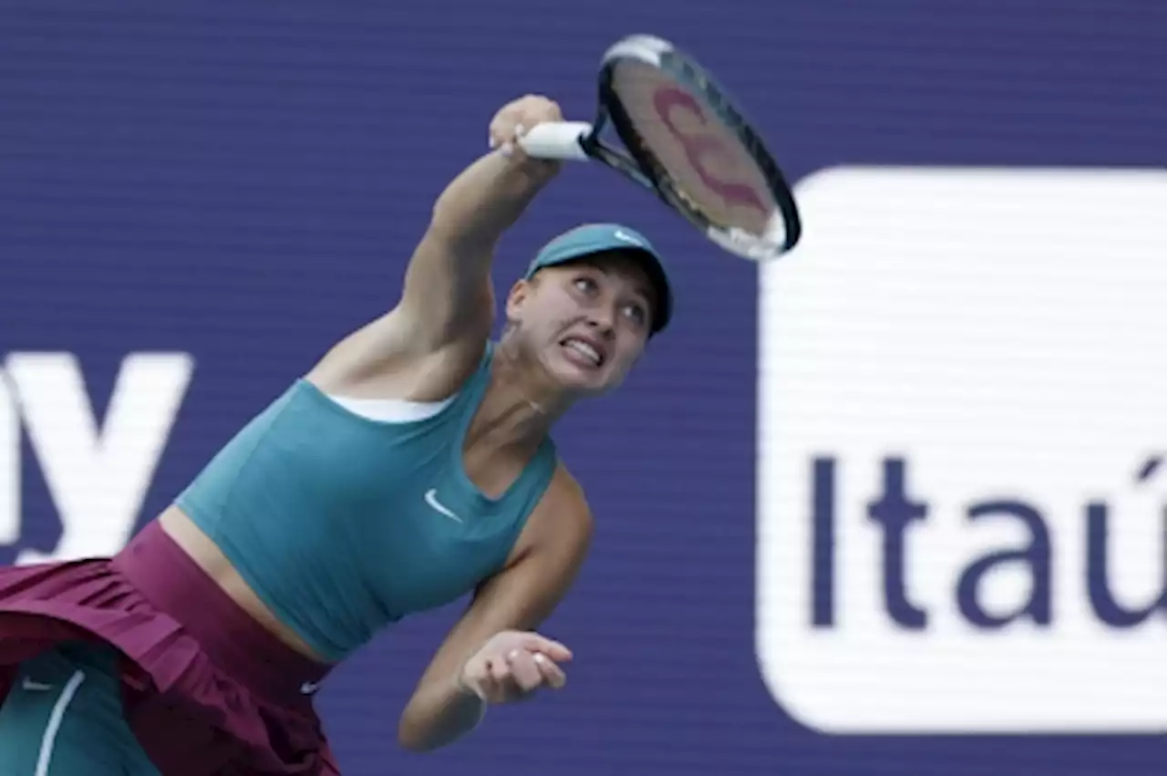 Potapova upsets Gauff in third-round Miami thriller