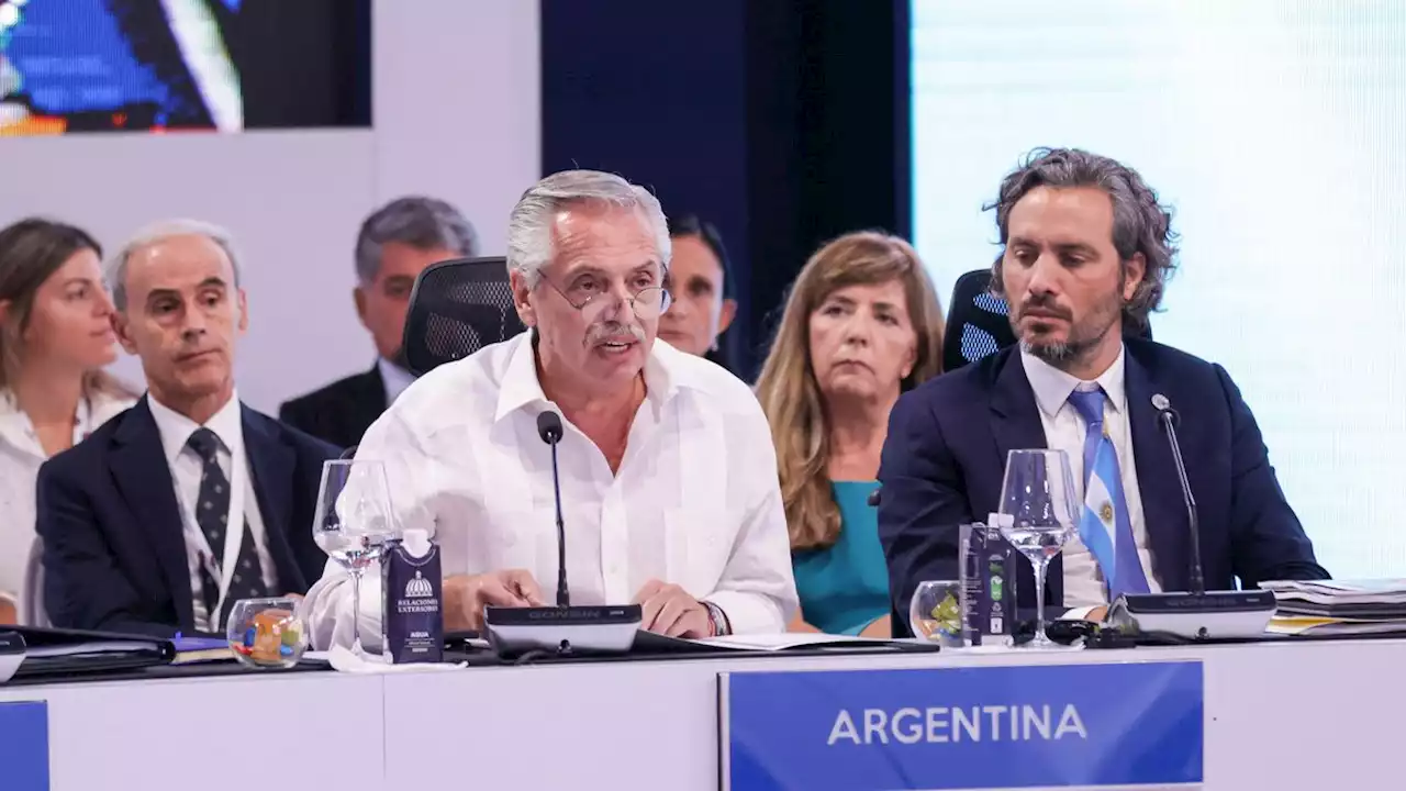 Cumbre Iberoamericana apoya negociaciones argentinas por Malvinas