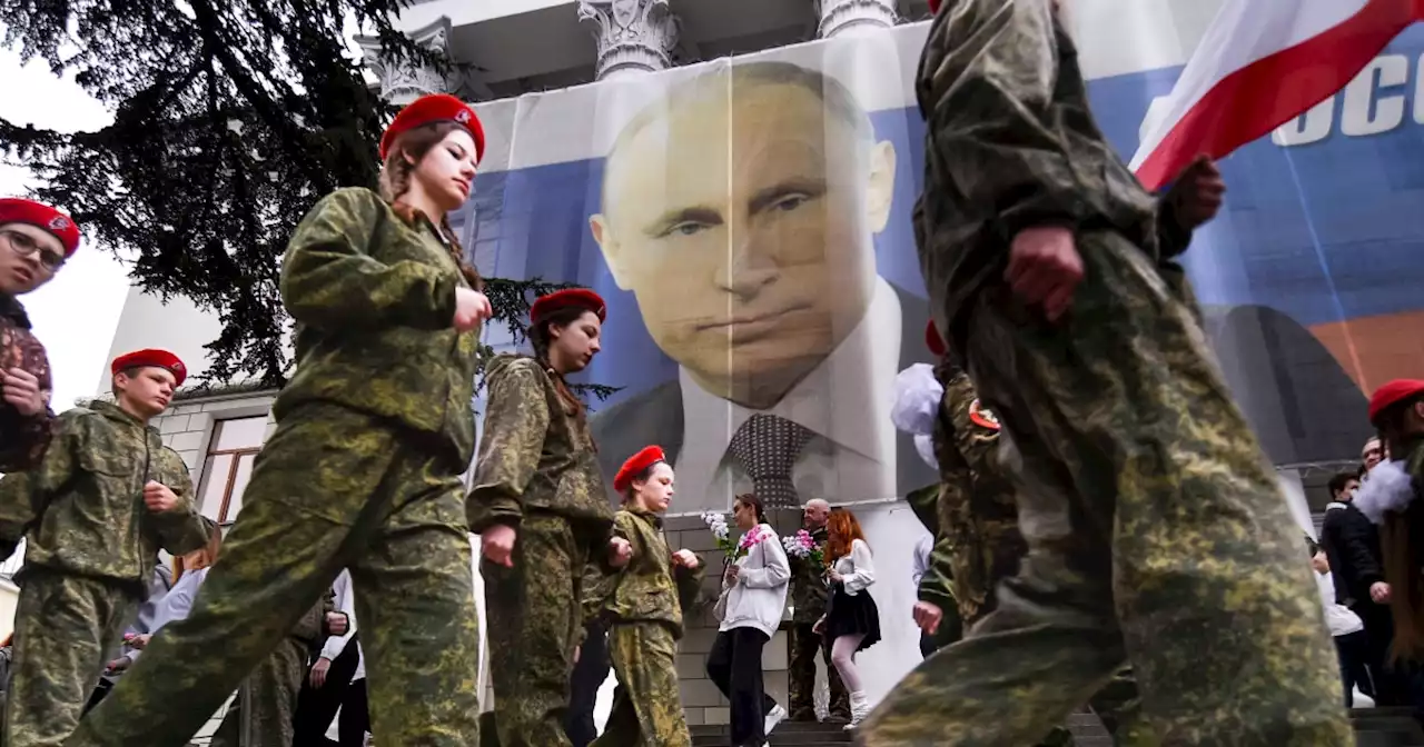 A Muslim minority loyal to Ukraine bears the brunt of Russia’s crackdown in Crimea