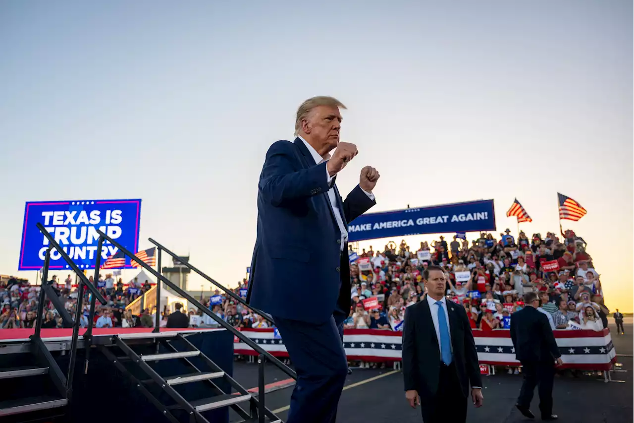 Trump snubs top Texans Ted Cruz, Greg Abbott at Waco campaign rally