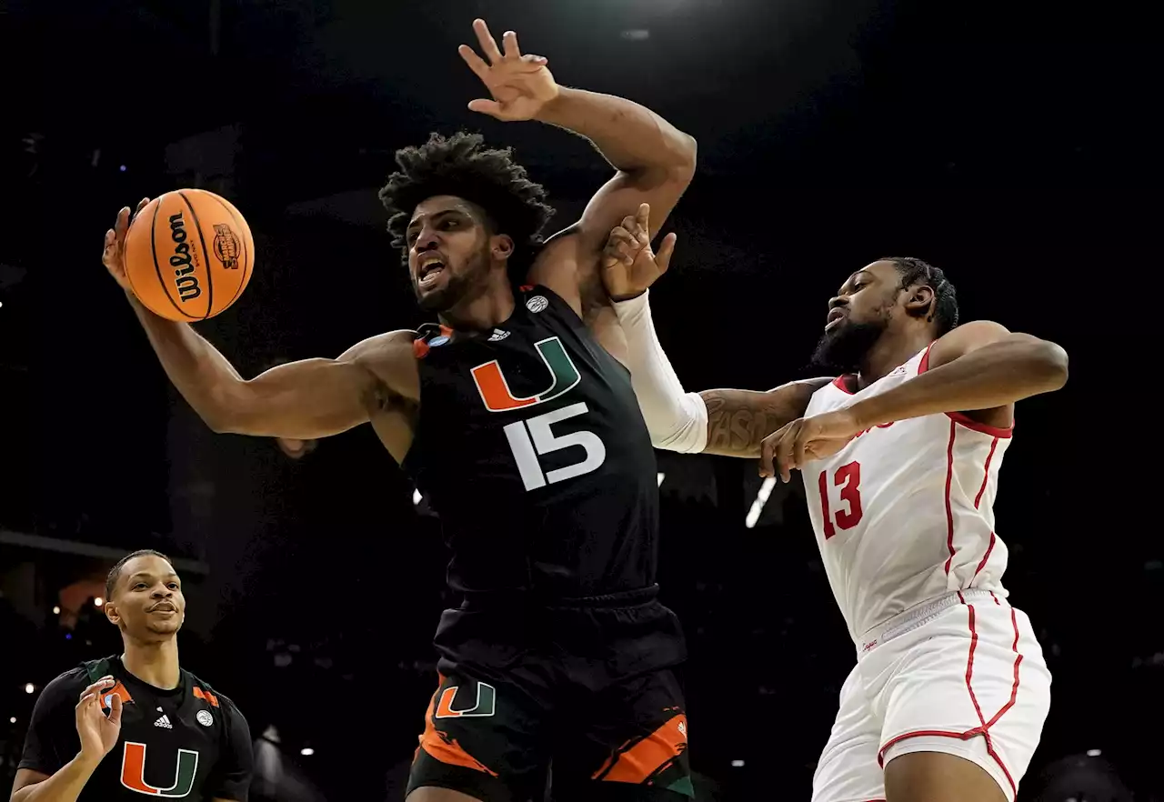 March Madness Elite Eight picks: Texas vs. Miami prediction, odds