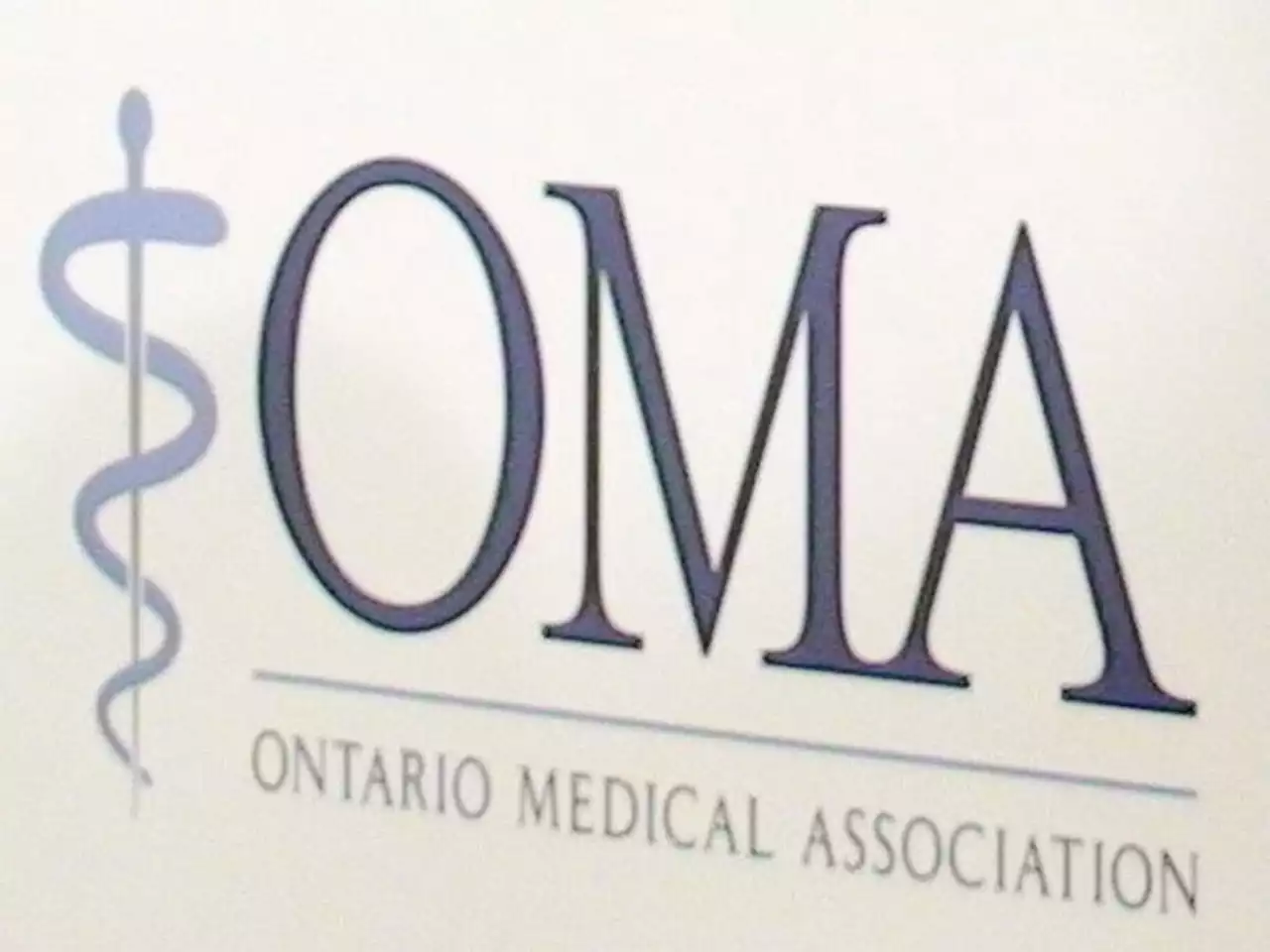 Ontario doctors blast province for ending health care for uninsured residents