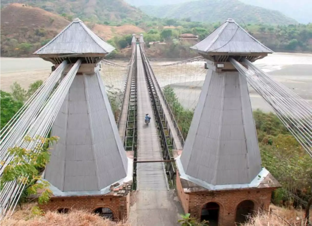 Puente averiado en Antioquia tiene varados a muchos; estará cerrado por ocho meses - Pulzo