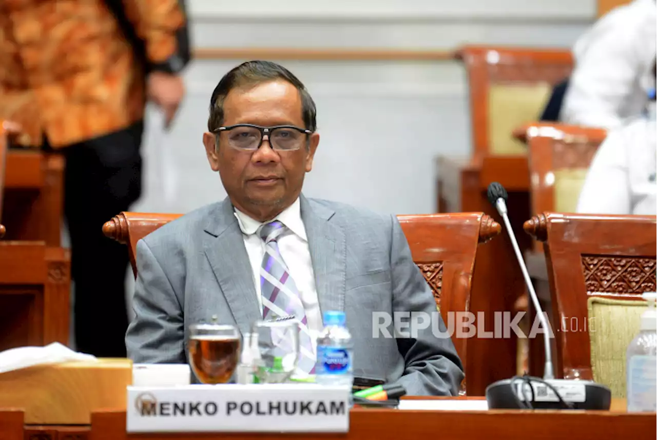 Mahfud MD tak Pernah Dengar Rencana Presiden Cabut Larangan Buka Bersama |Republika Online