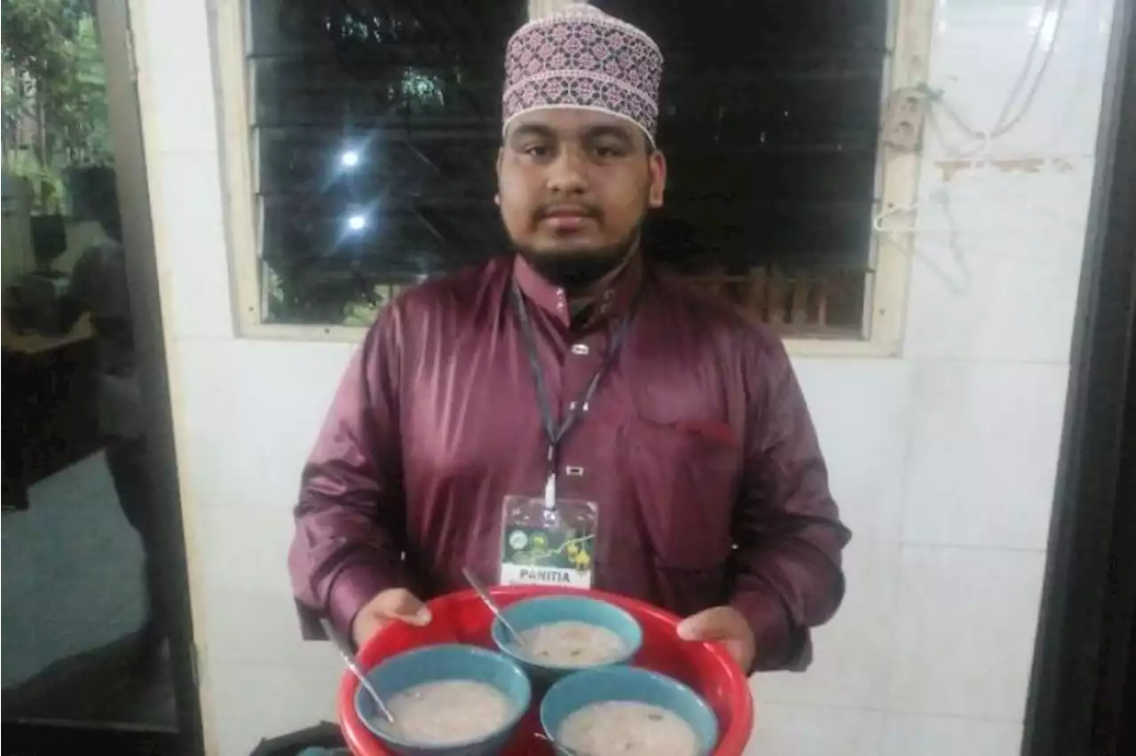 Masjid Ghaudiyah Medan Adakan Buka Puasa Ramadhan Bersama Komunitas Keturunan India |Republika Online