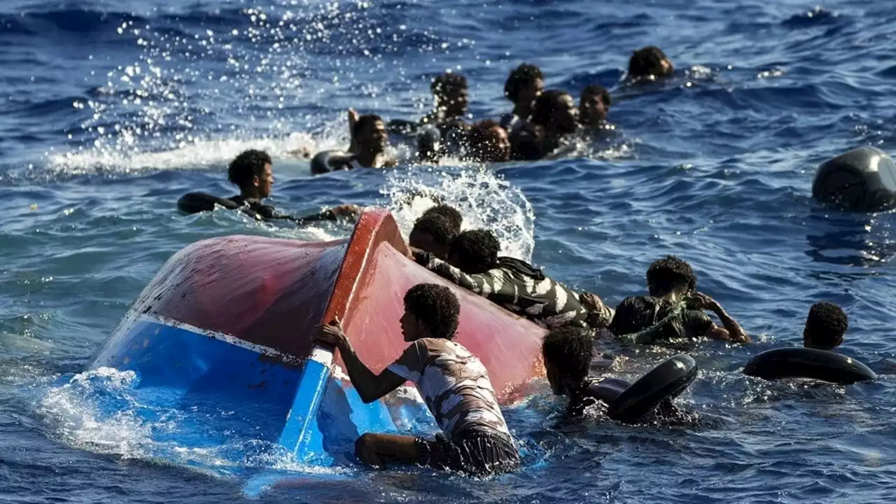 Record di sbarchi di migranti, ma anche naufragi e vittime. Piantedosi: 'L'Italia attrae per opinione pubblica favorevole'